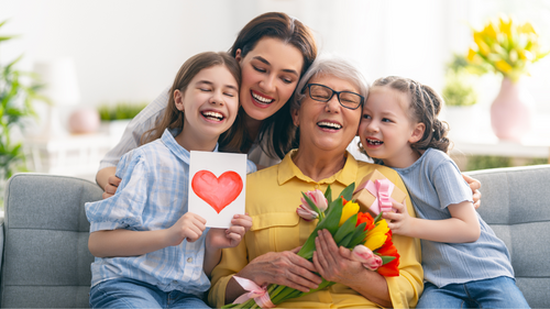 50 Heartfelt Messages to Make Mom Feel Special This Mother's Day