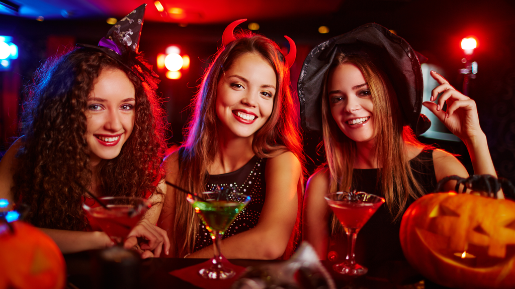 Chic and Witchy Autumnal Party Hosting Guide