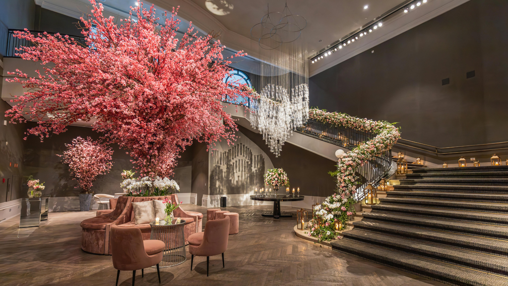 The Benefits of Having Fresh Flowers in Hotels