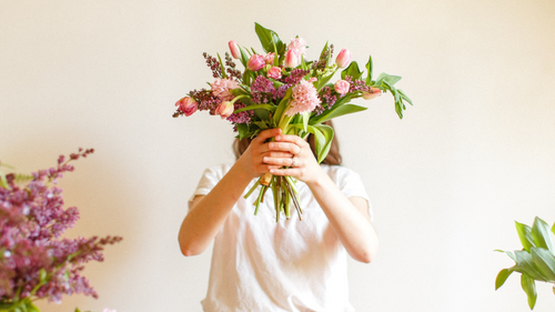 Top Benefits of Sending Flowers to Your Loved Ones