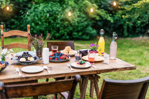 A Guide To The Best Garden Restaurants In Los Angeles