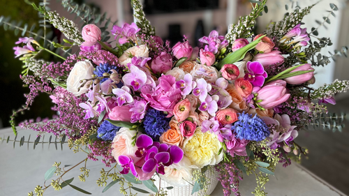 Florist Diary: The Ultimate Guide to Spring Flowers