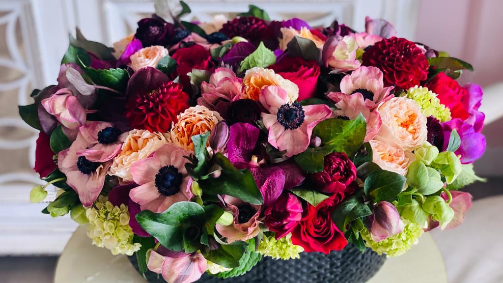 Thanksgiving Flower Traditions from Around the World