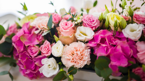 The Best Wedding Anniversary Flowers by Year 