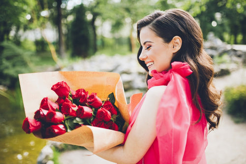 3 Inspiring Gifts Ideas for Every Kind of Woman