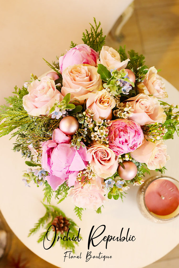 Blitzen’s Christmas Roses