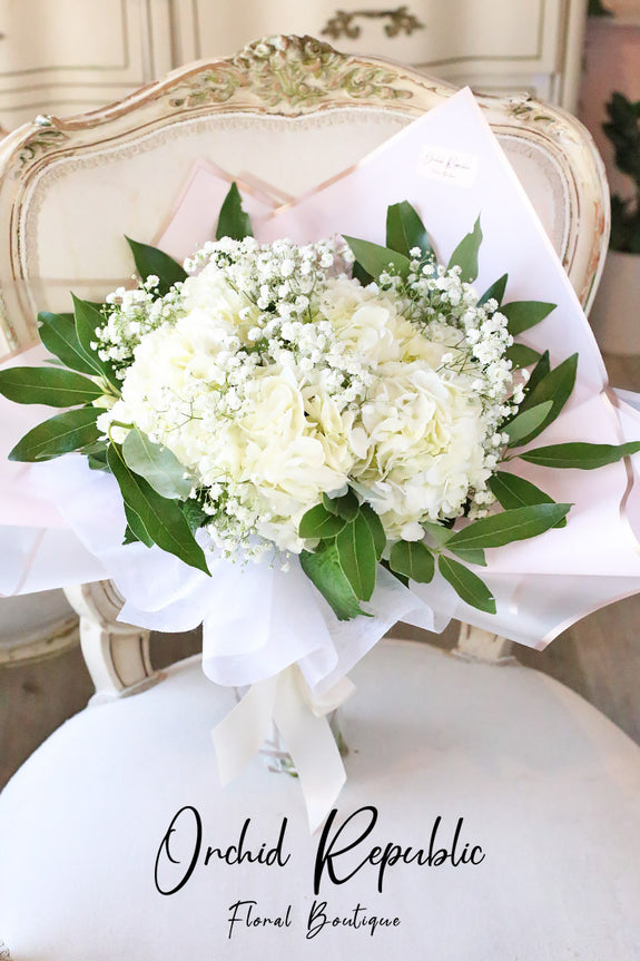 White Pearl Bouquet